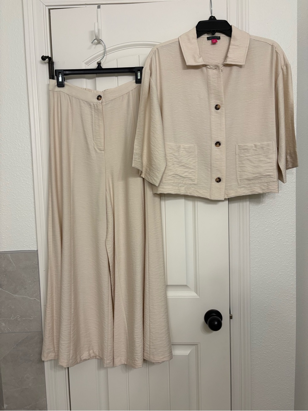 Vince Camuto Two-Piece Lightweight Button Front Set in Light Beige